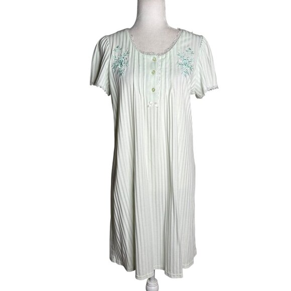 Miss Elaine Mint Green Short Sleeve Embroidered Nightgown Small Cotton Blend - Picture 1 of 7